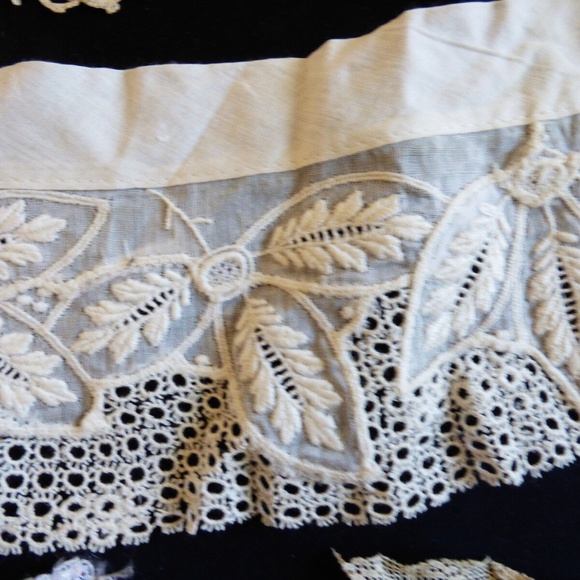 VTG antique Victorian hand made Trims Lace Edgings Patches 21 pieces ecru - Picture 9 of 11